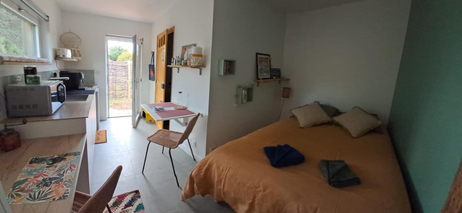 La Bonbonniere En Bois- Maison Passive! Parking Gratuit Et Facile Holiday home